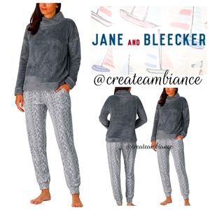 Jane and Bleecker 2-piece Lounge Set